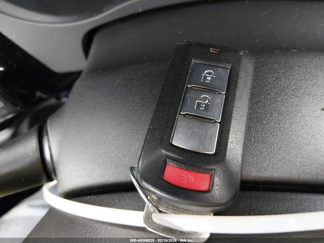 2016 MITSUBISHI OUTLANDER JA4AZ3A32GZ006757 Photo 10