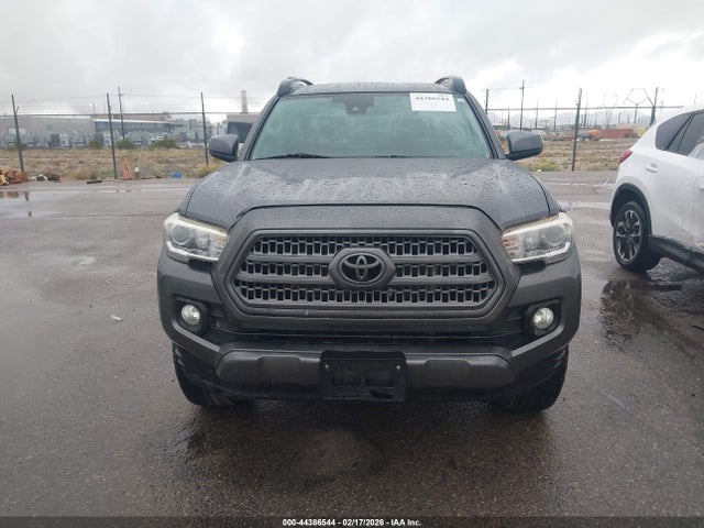 5TFAX5GN4JX129141 Toyota Tacoma Sr5
