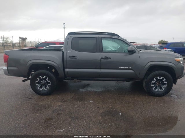 5TFAX5GN4JX129141 Toyota Tacoma Sr5