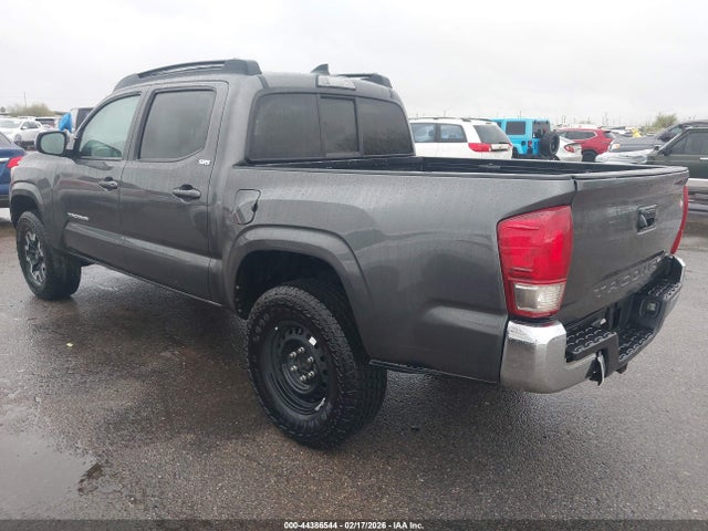 5TFAX5GN4JX129141 Toyota Tacoma Sr5