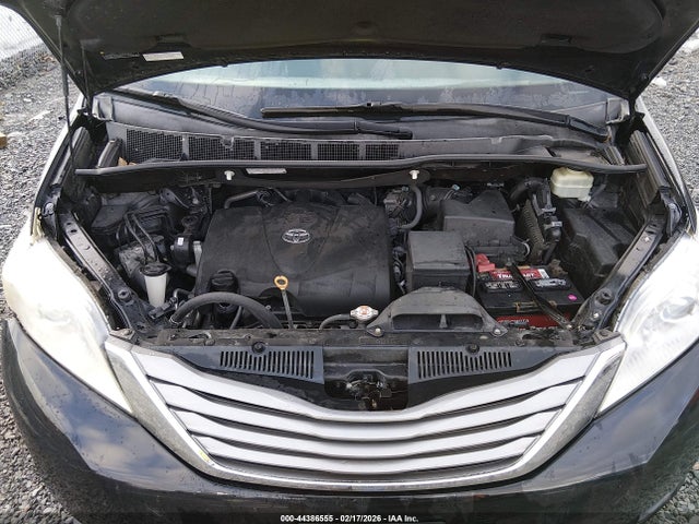 2017 TOYOTA SIENNA 5TDDZ3DC9HS163798 Photo 9