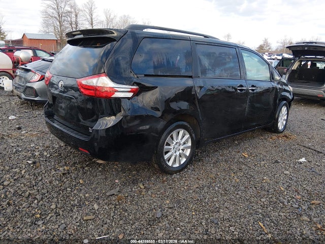 2017 TOYOTA SIENNA 5TDDZ3DC9HS163798 Photo 3