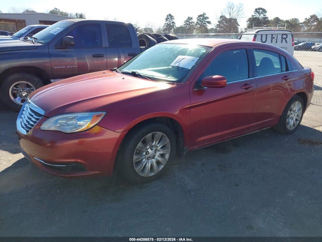 2014 Chrysler 200 Lx მანქანა იყიდება აუქციონზე, vin: 1C3CCBAB7EN140853, აუქციონის ნომერი: 44386575