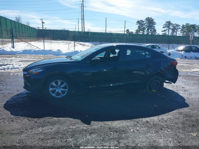 44386592 :رقم المزاد ، 3MZBN1U79JM189685 vin ، 2018 Mazda Mazda3 Sport مزاد بيع