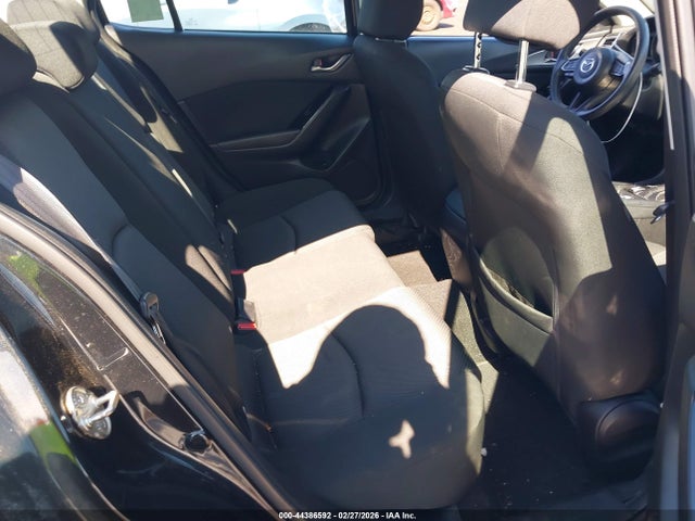 44386592 :رقم المزاد ، 3MZBN1U79JM189685 vin ، 2018 Mazda Mazda3 Sport مزاد بيع