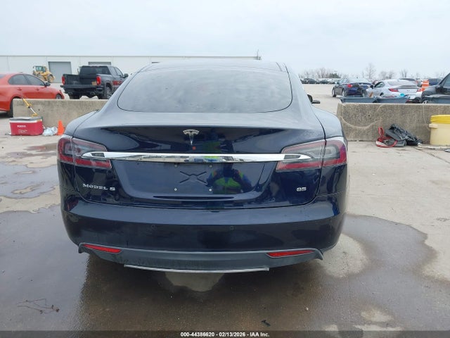 2014 Tesla Model S P85 მანქანა იყიდება აუქციონზე, vin: 5YJSA1H12EFP44183, აუქციონის ნომერი: 44386620