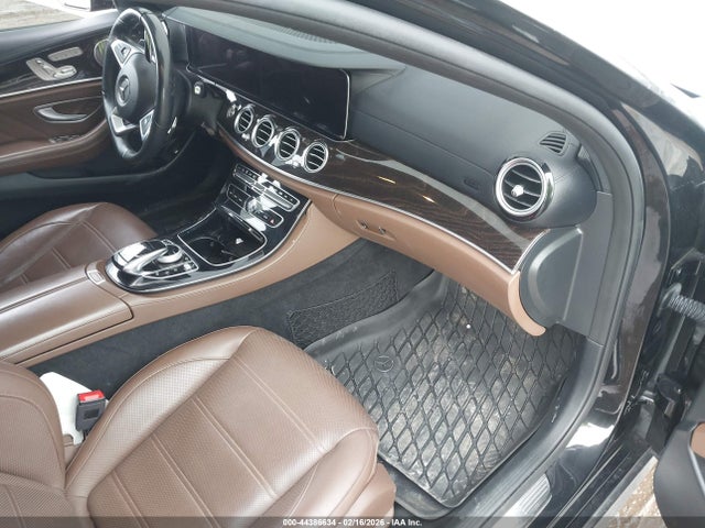 2018 MERCEDES-BENZ AMG E 43 WDDZF6EB2JA383766 Photo 4