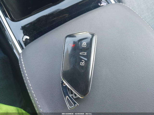 1V2CMPE88PC021078 Volkswagen ID.4 PRO