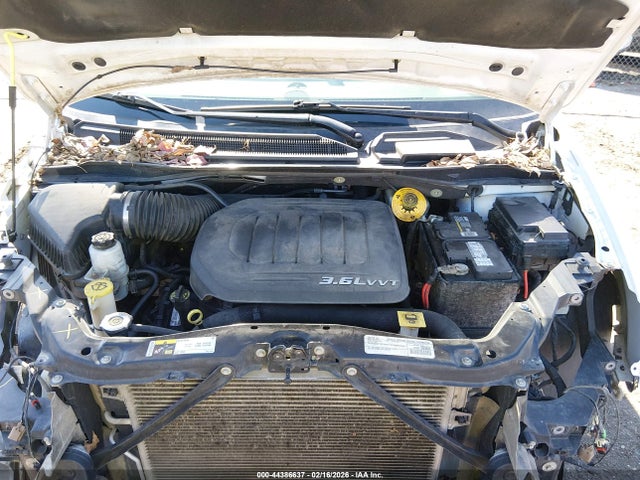 2016 CHRYSLER TOWN & COUNTRY 2C4RC1CG1GR254121 Photo 9