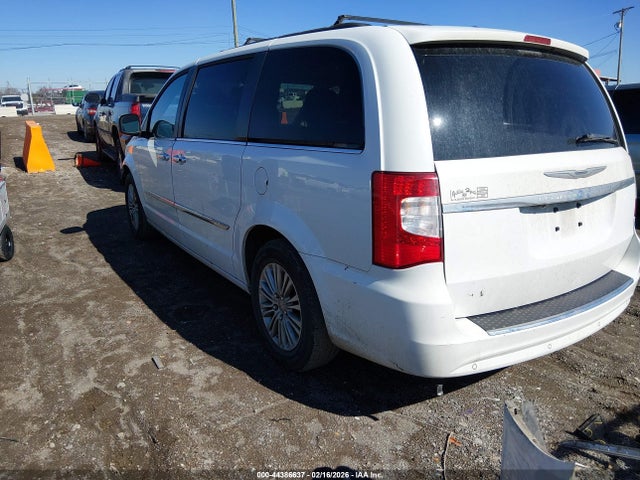 2016 CHRYSLER TOWN & COUNTRY 2C4RC1CG1GR254121 Photo 2