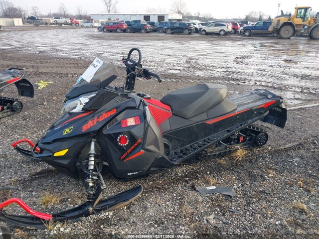Ski-Doo Other 2015 2BPSUFFA7FV000583 Image 2
