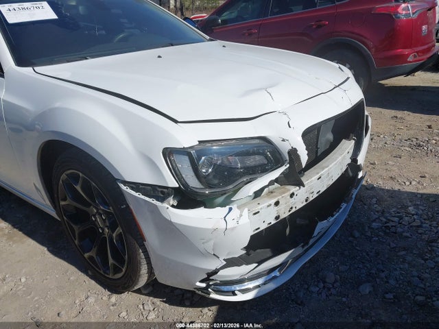 Aukcja sprzedaży 2019 Chrysler 300 Touring, vin: 2C3CCAAG7KH715690, numer aukcji: 44386702