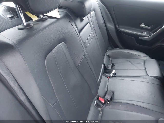 2019 Mercedes-benz A 220 4matic მანქანა იყიდება აუქციონზე, vin: WDD3G4FB9KW009181, აუქციონის ნომერი: 44386721