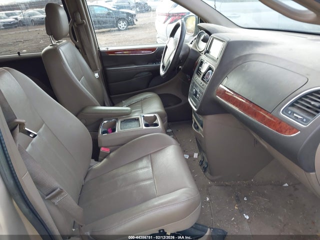2013 Chrysler Town & Country Touring-l მანქანა იყიდება აუქციონზე, vin: 2C4RC1CG3DR532190, აუქციონის ნომერი: 44386751