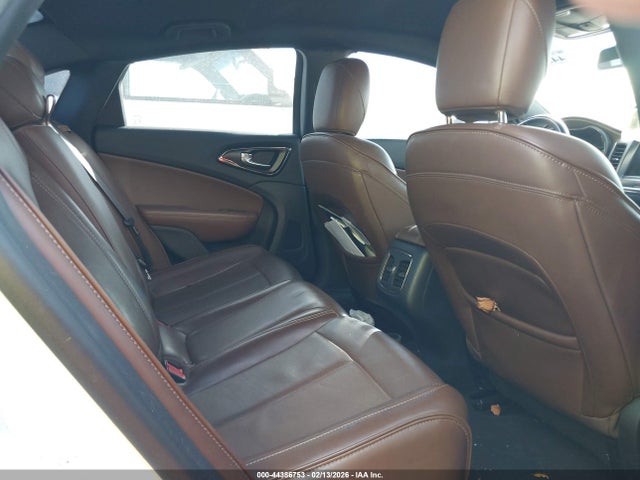 44386753 :رقم المزاد ، 1C3CCCCB2GN189870 vin ، 2016 Chrysler 200 C Platinum مزاد بيع