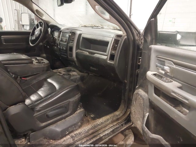 2016 Ram 3500 Tradesman მანქანა იყიდება აუქციონზე, vin: 3C63R3AJ8GG272840, აუქციონის ნომერი: 44386789