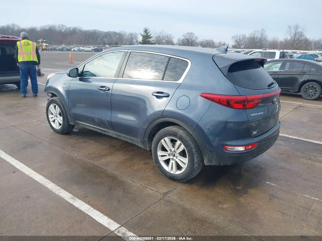 KIA Sportage Lx 2018 KNDPMCAC5J7423887 Image 3