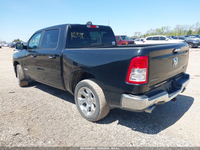 2020 RAM 1500 1C6SRFFT2LN125048 Photo 2