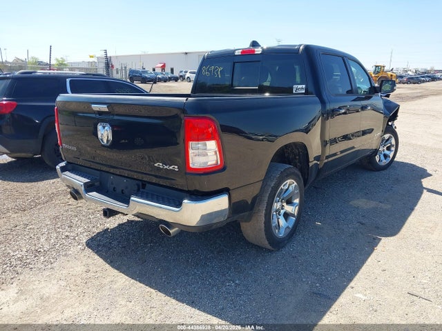 2020 RAM 1500 1C6SRFFT2LN125048 Photo 3