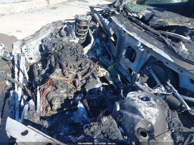 2018 VOLVO XC60 LYV102RK5JB116884 Photo 9