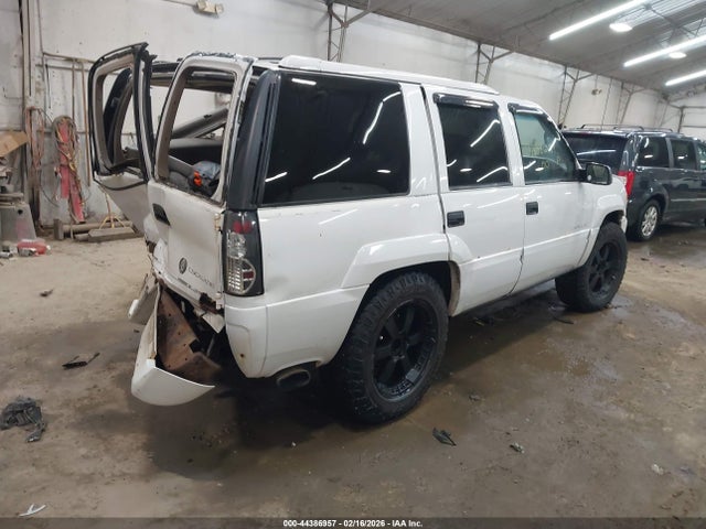 2000 CADILLAC ESCALADE 1GYEK63R7YR200839 Photo 3