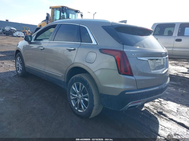 2022 CADILLAC XT5 1GYKNDRS6NZ103782 Photo 2