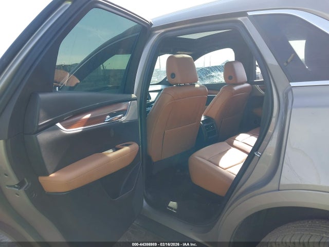 2022 CADILLAC XT5 1GYKNDRS6NZ103782 Photo 7