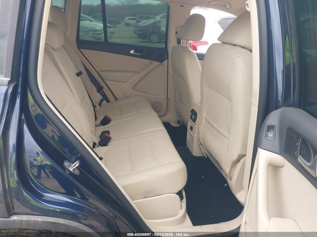2016 VOLKSWAGEN TIGUAN WVGBV7AX2GW554223 Photo 7