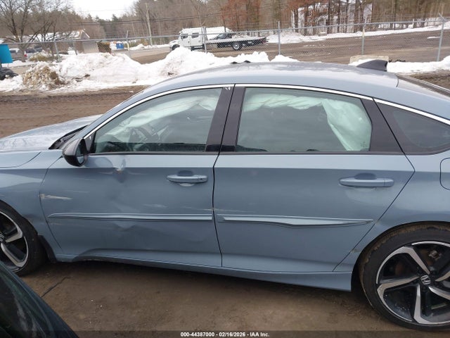 44387000 :رقم المزاد ، 1HGCV1F38NA122209 vin ، 2022 Honda Accord Sport مزاد بيع