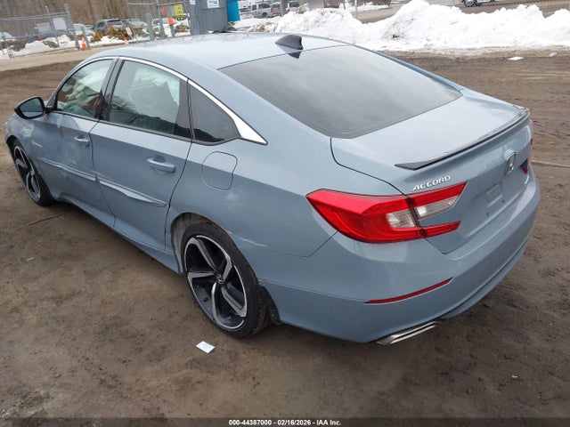 44387000 :رقم المزاد ، 1HGCV1F38NA122209 vin ، 2022 Honda Accord Sport مزاد بيع