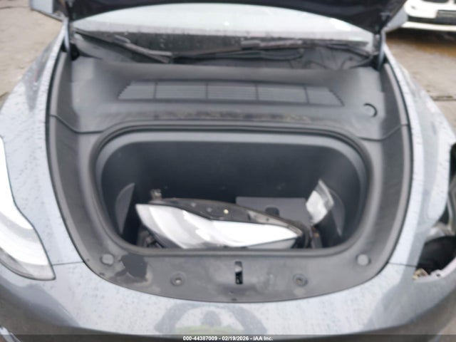 44387009 :رقم المزاد ، 7SAYGAEE2PF889200 vin ، 2023 Tesla Model Y Awd/long Range Dual Motor All-wheel Drive مزاد بيع