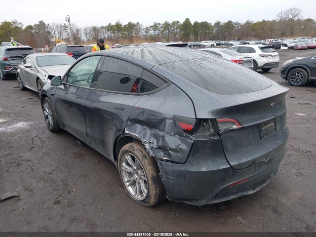 44387009 :رقم المزاد ، 7SAYGAEE2PF889200 vin ، 2023 Tesla Model Y Awd/long Range Dual Motor All-wheel Drive مزاد بيع