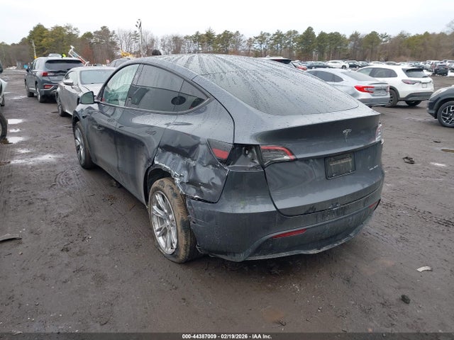 44387009 :رقم المزاد ، 7SAYGAEE2PF889200 vin ، 2023 Tesla Model Y Awd/long Range Dual Motor All-wheel Drive مزاد بيع