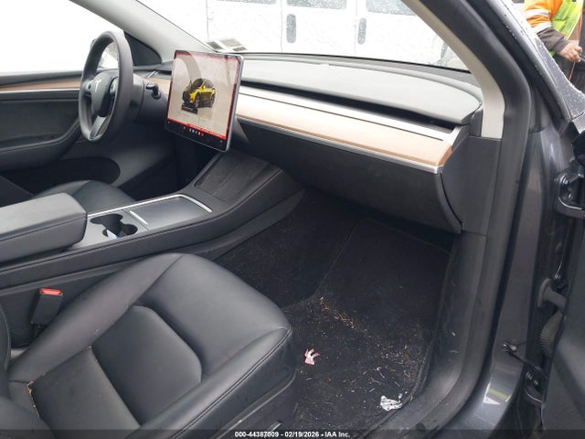 44387009 :رقم المزاد ، 7SAYGAEE2PF889200 vin ، 2023 Tesla Model Y Awd/long Range Dual Motor All-wheel Drive مزاد بيع