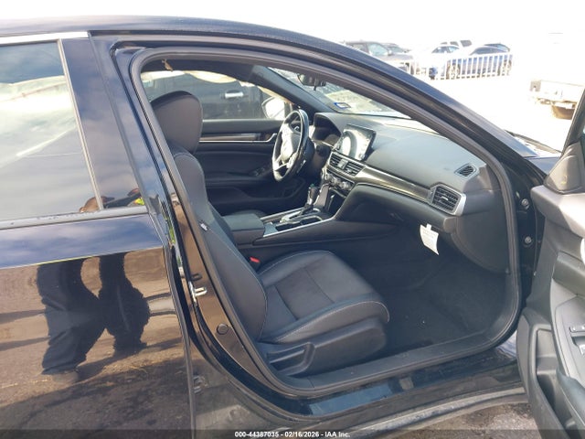 2019 HONDA ACCORD 1HGCV1F35KA151825 Photo 4