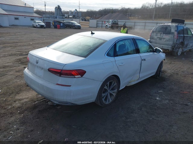 2022 VOLKSWAGEN PASSAT 1VWSA7A32NC003184 Photo 3