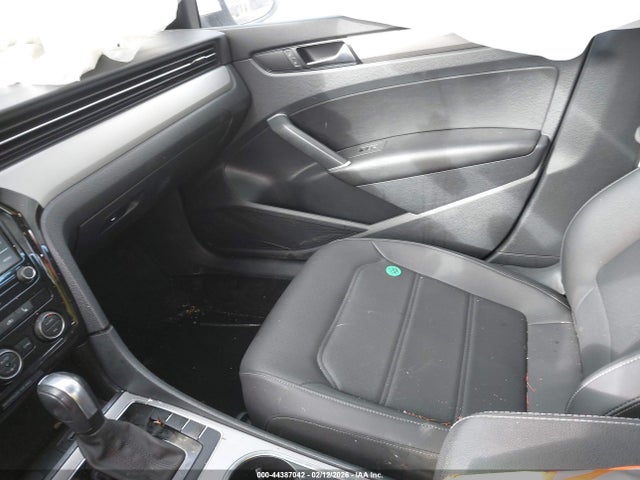 2022 VOLKSWAGEN PASSAT 1VWSA7A32NC003184 Photo 4