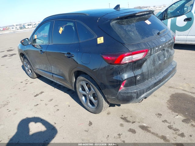 1FMCU9MNXPUA37261 Ford Escape St-line