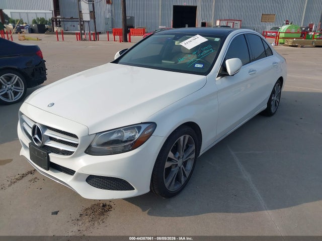 2015 Mercedes-benz C 300 მანქანა იყიდება აუქციონზე, vin: 55SWF4JBXFU071019, აუქციონის ნომერი: 44387061