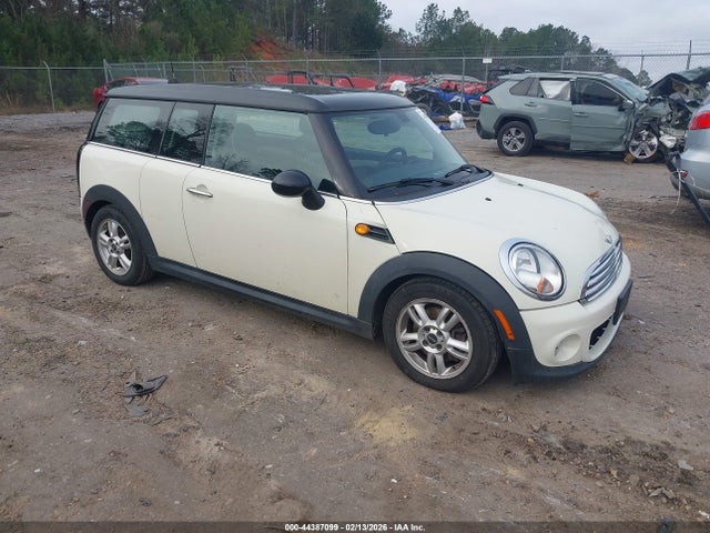 2014 MINI CLUBMAN WMWZF3C52ET492354