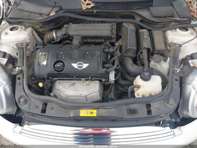 2014 MINI CLUBMAN WMWZF3C52ET492354 Photo 9