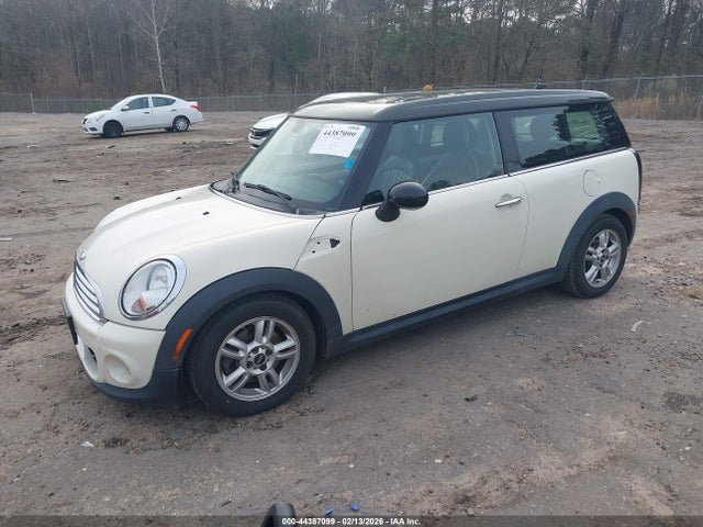 2014 MINI CLUBMAN WMWZF3C52ET492354 Photo 1