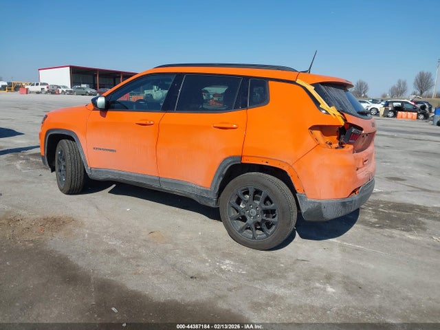 2026 Jeep Compass Latitude Altitude მანქანა იყიდება აუქციონზე, vin: 3C4NJDBN4TT161039, აუქციონის ნომერი: 44387184
