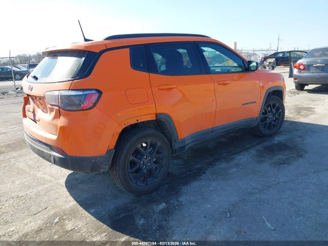 2026 Jeep Compass Latitude Altitude მანქანა იყიდება აუქციონზე, vin: 3C4NJDBN4TT161039, აუქციონის ნომერი: 44387184