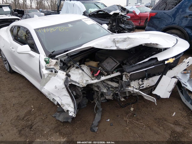 Продажа на аукционе авто 2016 Chevrolet Camaro 1lt, vin: 1G1FB1RS0G0119796, номер лота: 44387185
