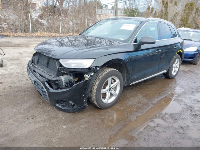 Продажа на аукционе авто 2024 Audi Q5 Premium 40 Tfsi Quattro S Tronic, vin: WA1ABAFY7R2017522, номер лота: 44387188