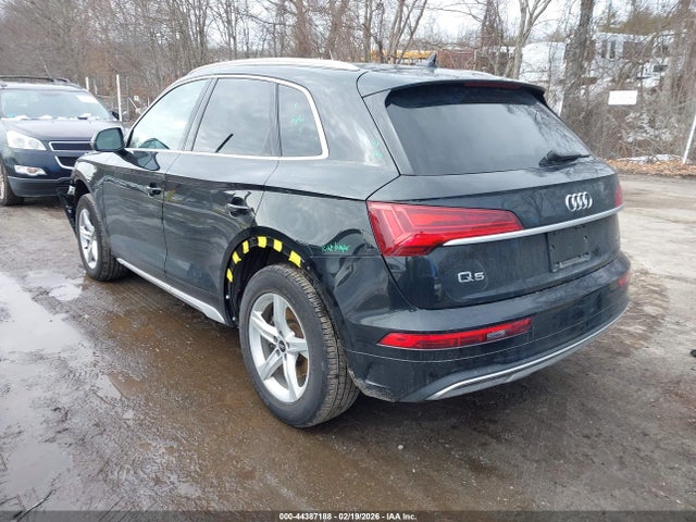 Продажа на аукционе авто 2024 Audi Q5 Premium 40 Tfsi Quattro S Tronic, vin: WA1ABAFY7R2017522, номер лота: 44387188