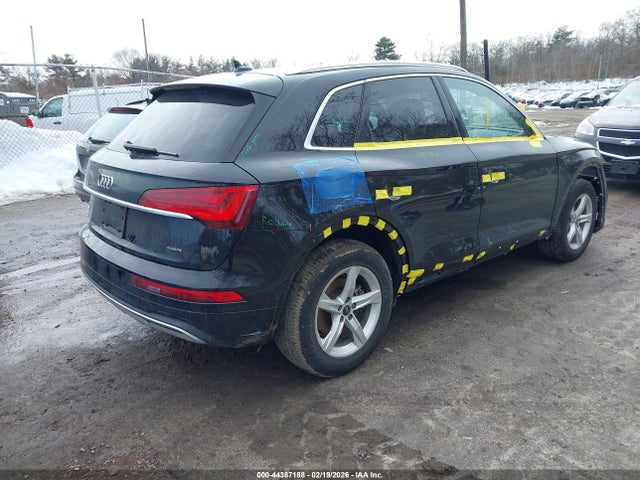 Продажа на аукционе авто 2024 Audi Q5 Premium 40 Tfsi Quattro S Tronic, vin: WA1ABAFY7R2017522, номер лота: 44387188