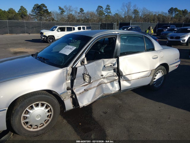 44387203 :رقم المزاد ، 1G4CW52K8V4622140 vin ، 1997 Buick Park Avenue مزاد بيع