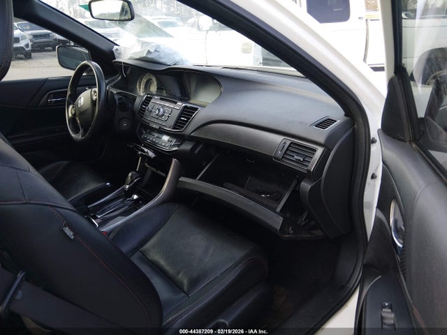 Продаж на аукціоні авто 2017 Honda Accord Sport Se, vin: 1HGCR2F10HA059443, номер лоту: 44387209